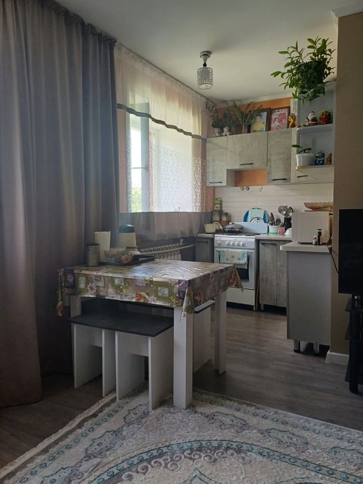 Продам 2х квартиру в Белоусовке