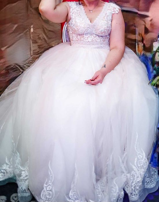 Rochie mireasa alba-crem