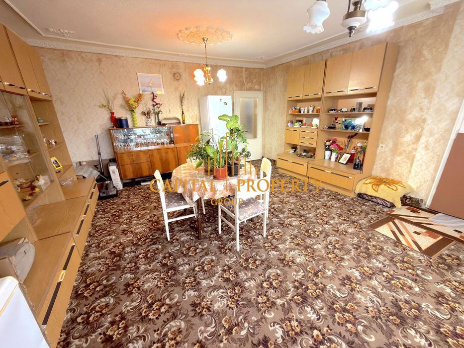 Продава се Многостаен апартамент в Силистра, Юг - 140 кв.м за 492 €/кв.м - Снимка #3