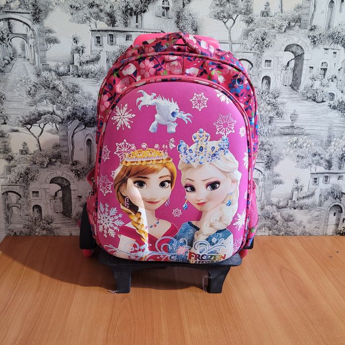 Продам рюкзаки в хорошем состоянии