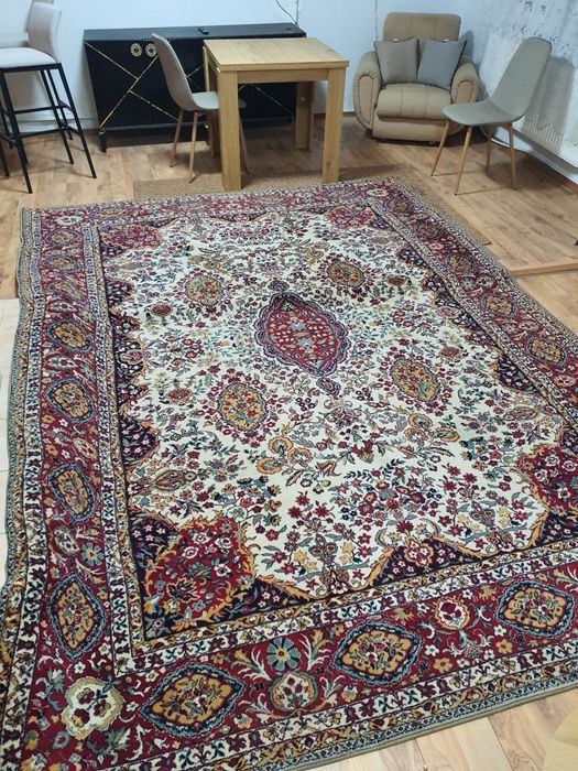 Голям персийски килим  340х250 см.