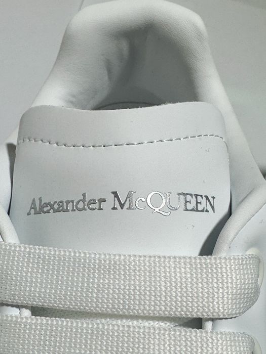 Alexander Mcqueen shock pink