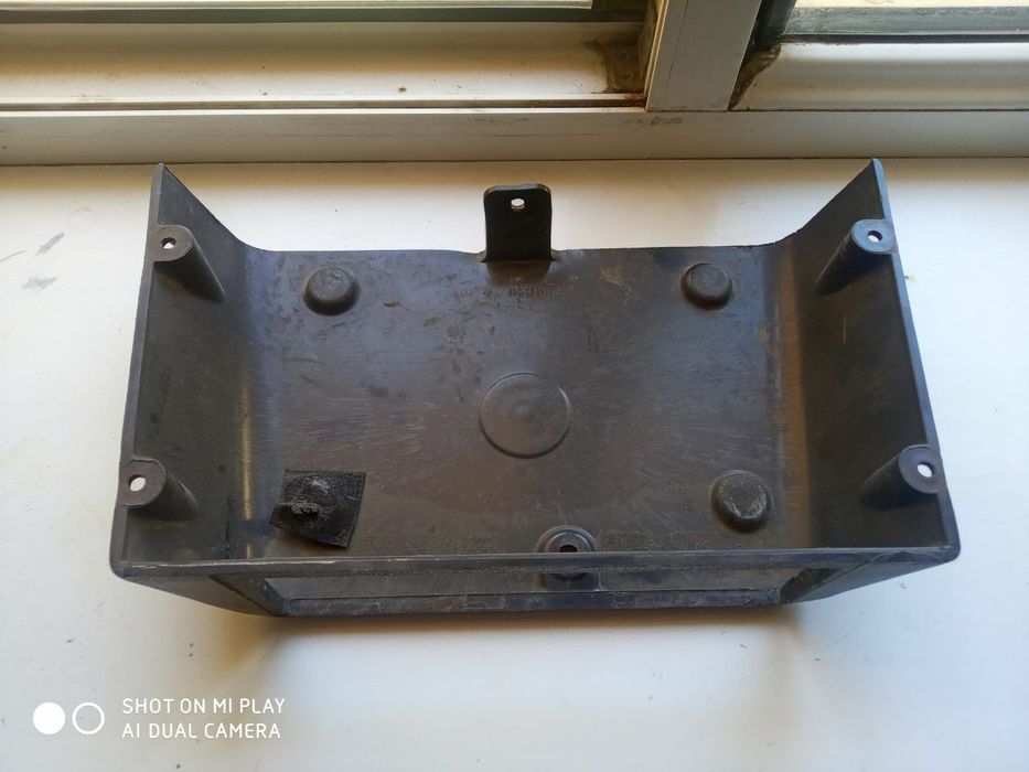 Борода под магнитолу АЗЛК 2141