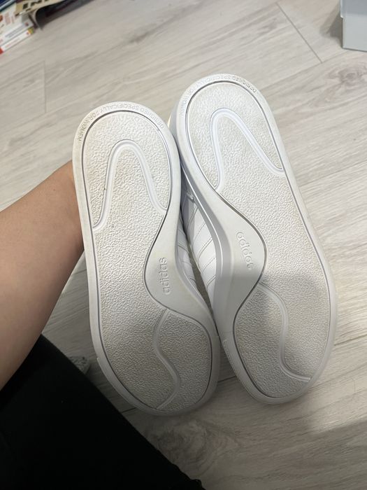 Adidasi 41 impecabili