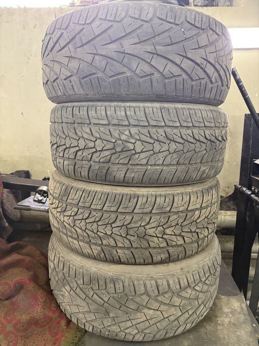 Резина 265/50/20.