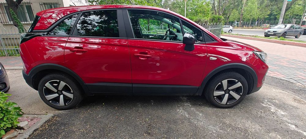 Opel Crossland VAND URGENT!Unic proprietar , masina luata de la reprezentanta