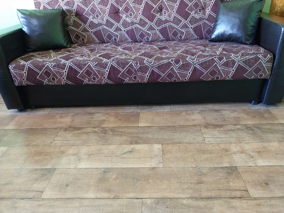 Диван. Във отлично състояние. Без никакви  забележки