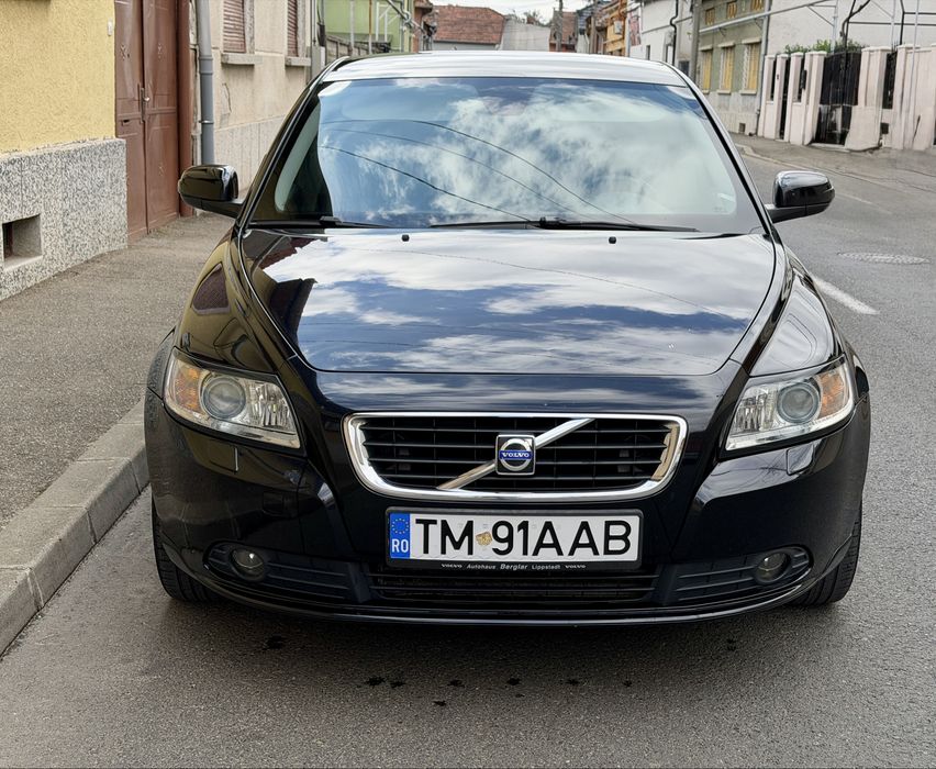 Vand Volvo s40 din 2009