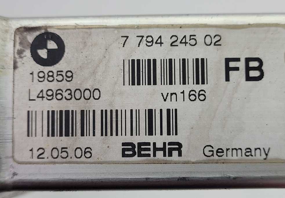 Racitor EGR BMW E90 X3 e83 e46 E60 E61 E92 E93 pentru motor M47D20 2.0 diesel si M57D30 3.0 diesel 7794245