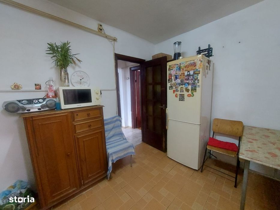 Vanzare apartament 3 camere, zona micro 11 - Targoviste