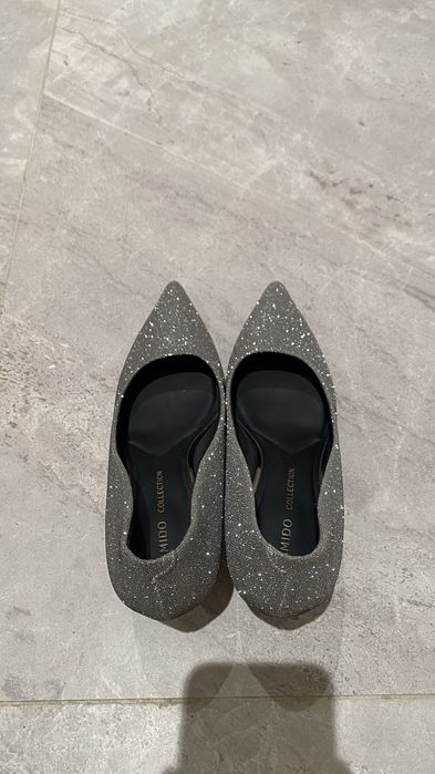 Продаю туфли