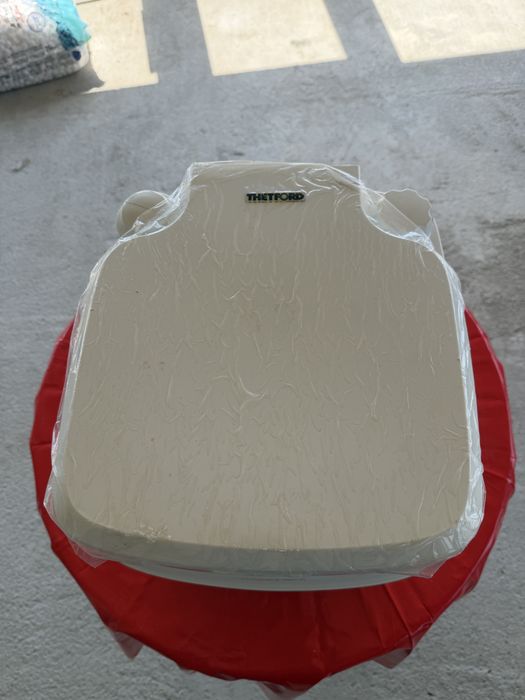 Toaletă portabilă Thetford Porta Potti Qube 165