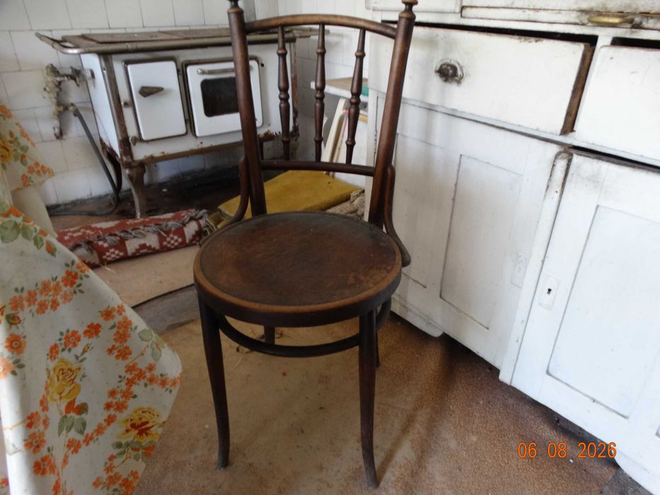 Vind 7 scaune Thonet original