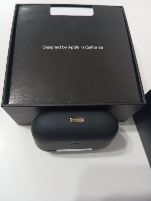 Frigider Căști Airpods Pro