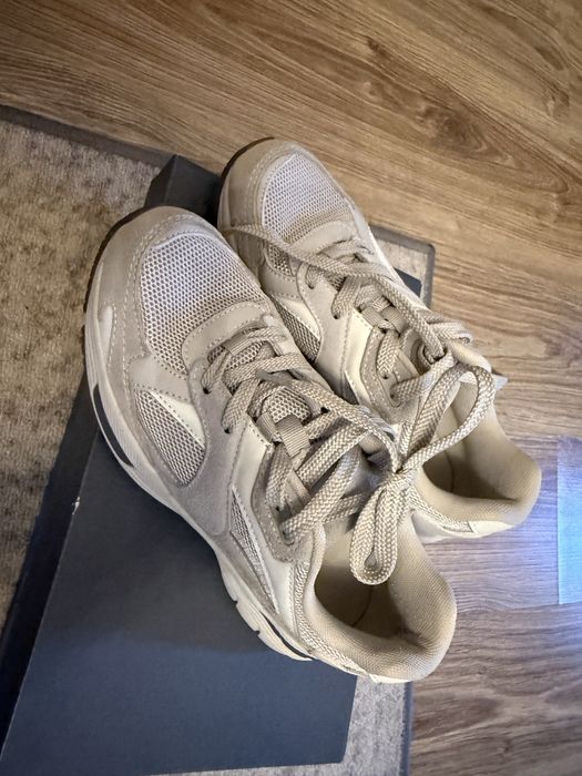 Маратонки New Balance / Oysho / Nike