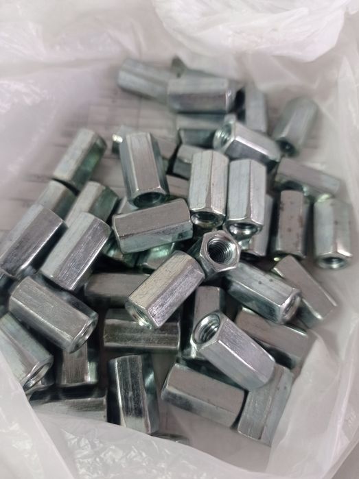 Шпилькa  длиной 1-2метра