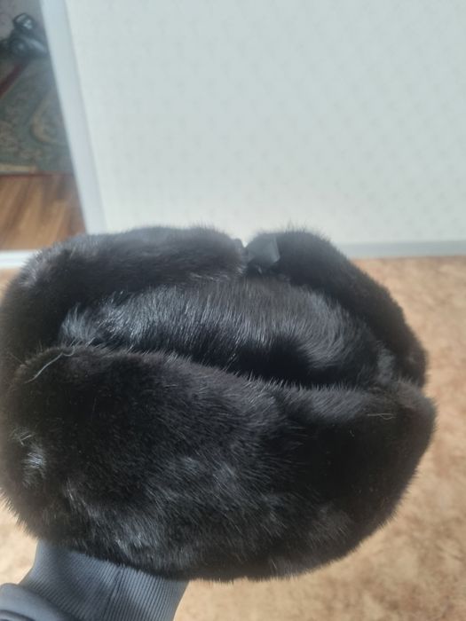 Продам шапку размер 56