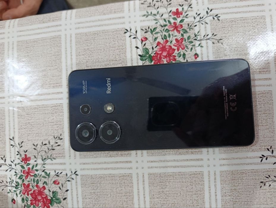 Radmi not 13 8/128 xolati yaxshi