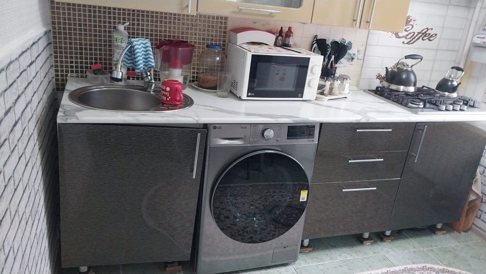 Кух гарнитур сатылады бағасы 60000