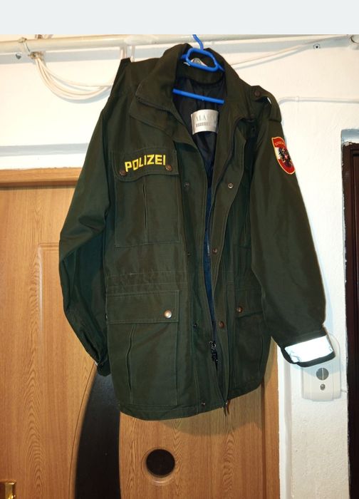 Vând jachetă rară de poliție din Austria