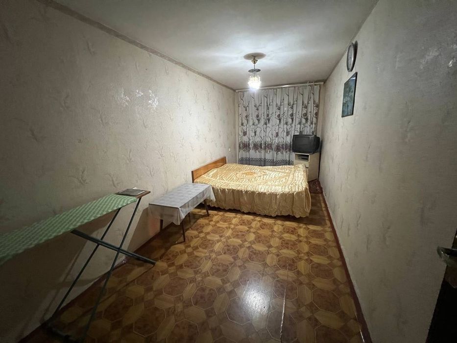 Сдаётся 2x комнатная квартира 
C обстановкой в горде Алмалыке