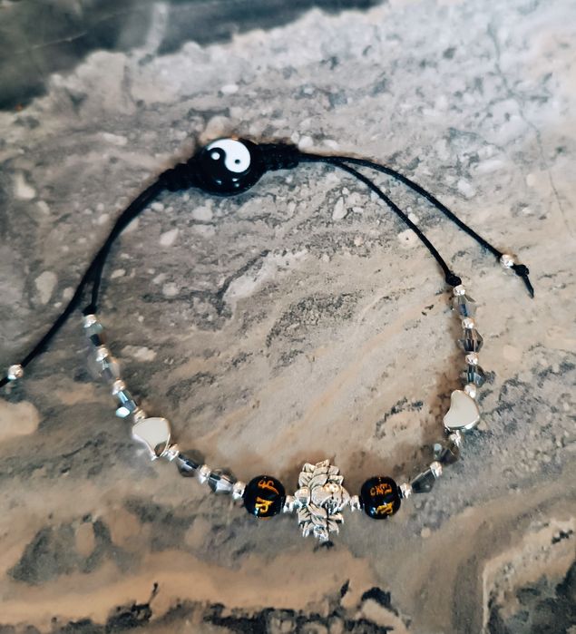 Гривни на конец. Гривни с букви и имена,гривни талисмани, йога гривни