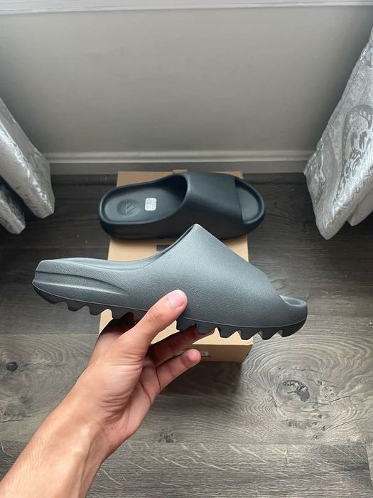 Adidas Yeezy Slides Onyx