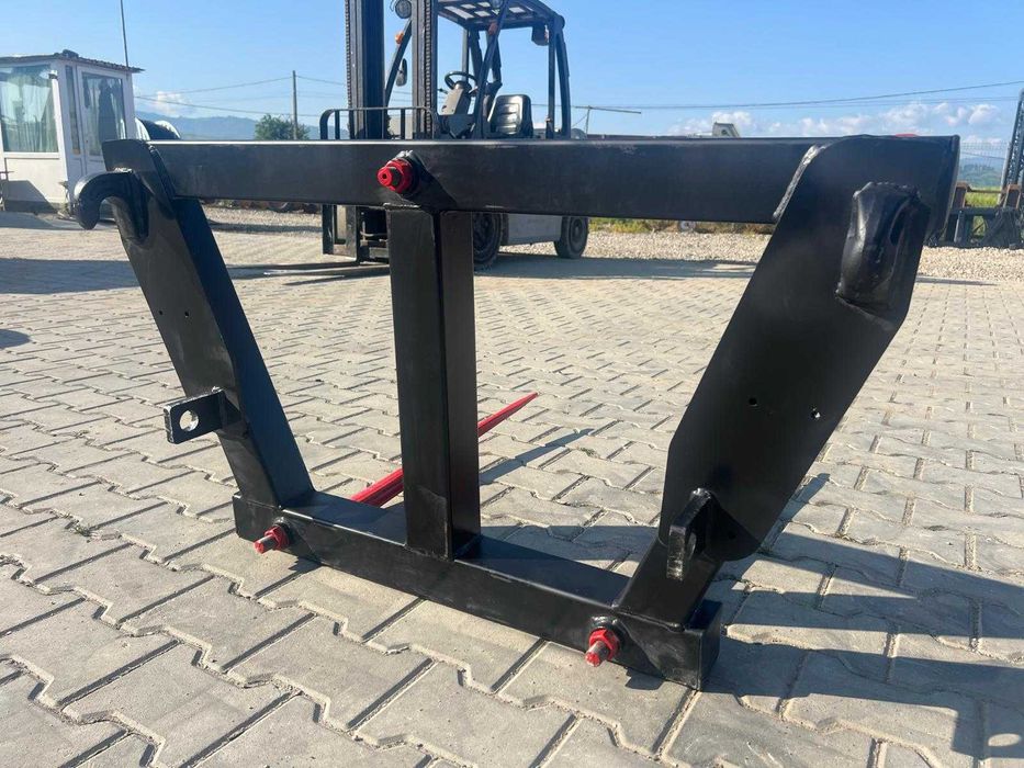 Furca baloti - 3 dinti , 55 cm intre dinti  (Noua)