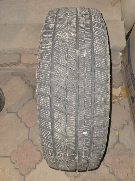 Продам автошины 225/60R18