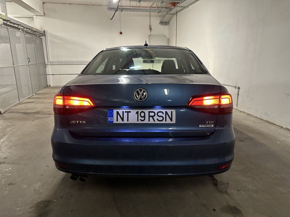 Vand VW Jetta 2016 2.0 TDI