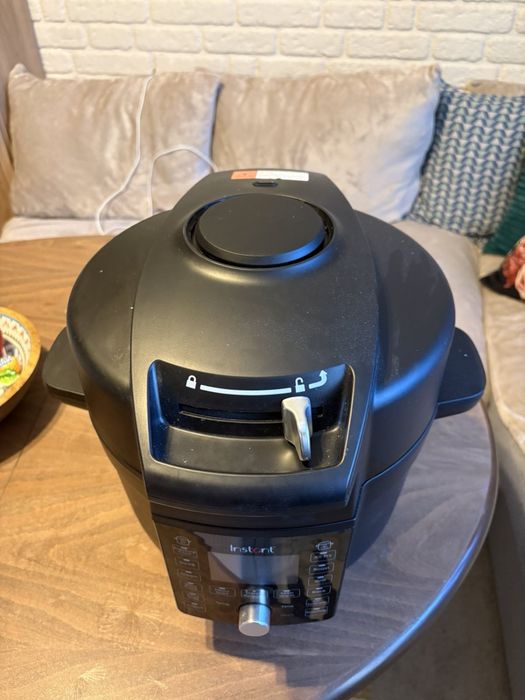 Промо намален до 09.09 Комбиниран мултикукър Instant Pot DUO CRISP ULTIMATE LID