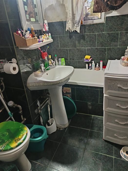 Apartament 2 camere, 56 mp, parter înalt, bloc liniștit – Confectii, Arad