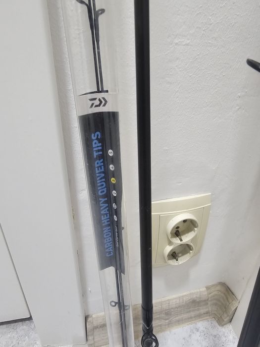 Vând lanseta feeder daiwa 3.90 150gr non zon Z