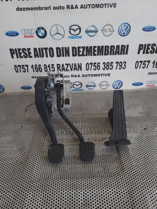 Pod Pedalier Pedala Frana Acceleratie Ambreiaj Bmw X1 E84 Manual An 2009-2010-2011-2012-2013-2014-2015 Volan Stanga Dezmembrez Bmw X1 E84 2.0 Diesel N