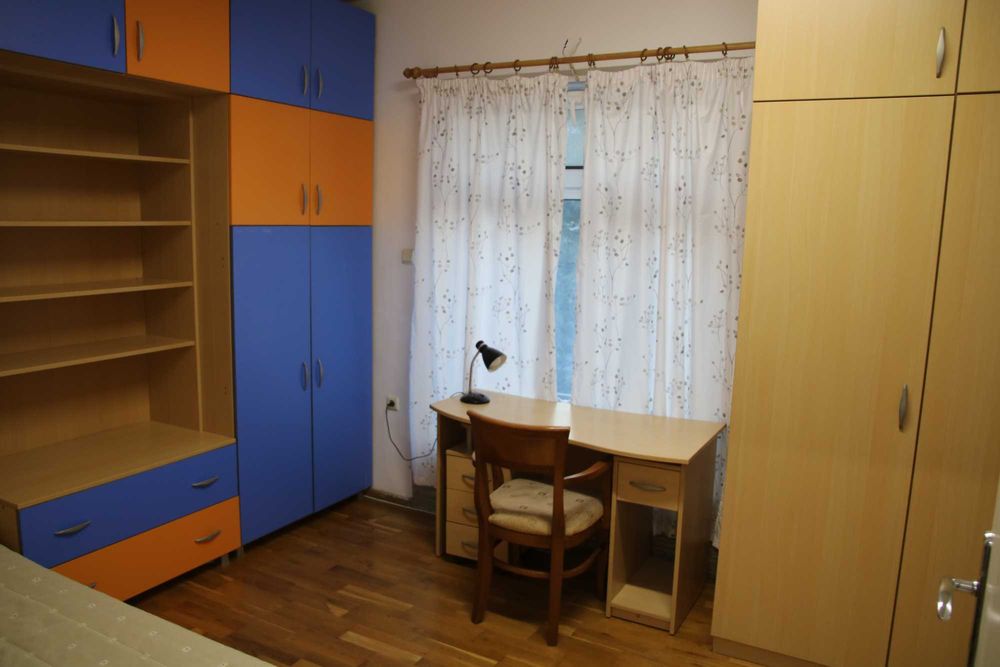 Дава се под наем Тристаен апартамент в Варна, Център - 78 кв.м за 612 € - Снимка #4