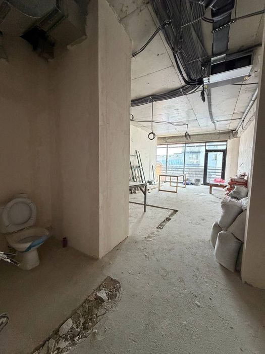 Продаётся Нежилое Помещение  в Административном Здании 96 м2 ул.Бобура