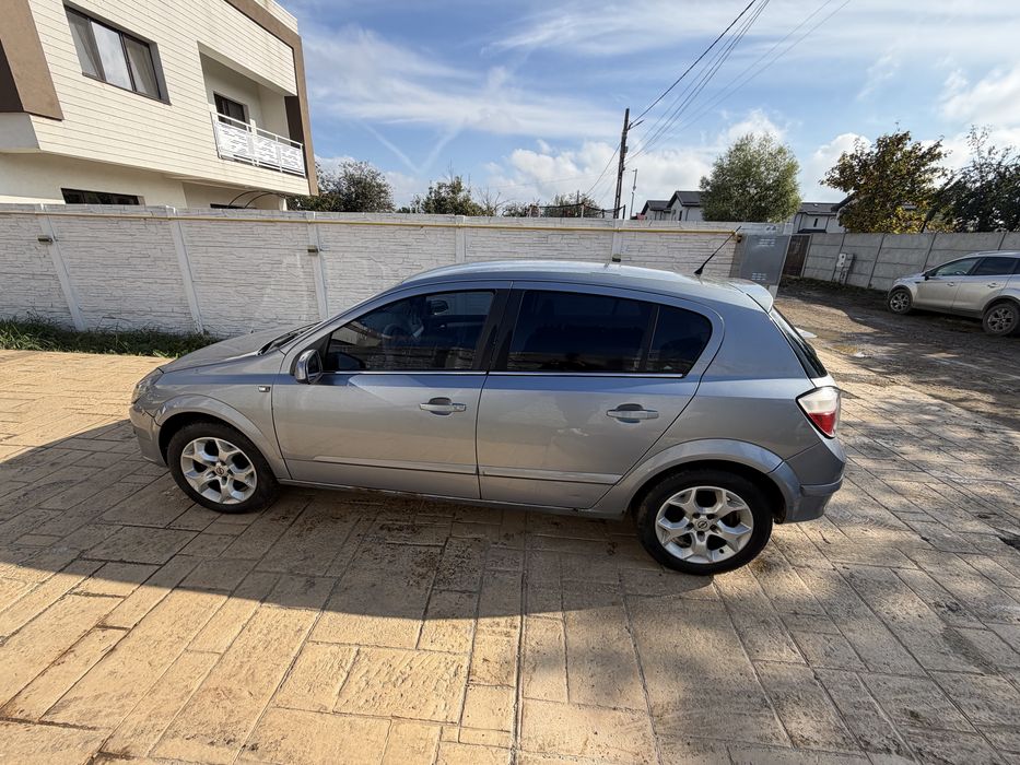 Vând Opel Astra 0.9