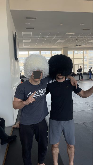 Черна и Бяла Дагестанска Папаха | Дагестан шапка | Шапката на Хабиб