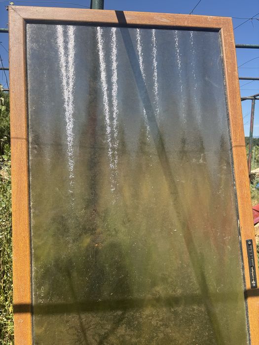 Usa glisanta aluminiu (nu termopan)