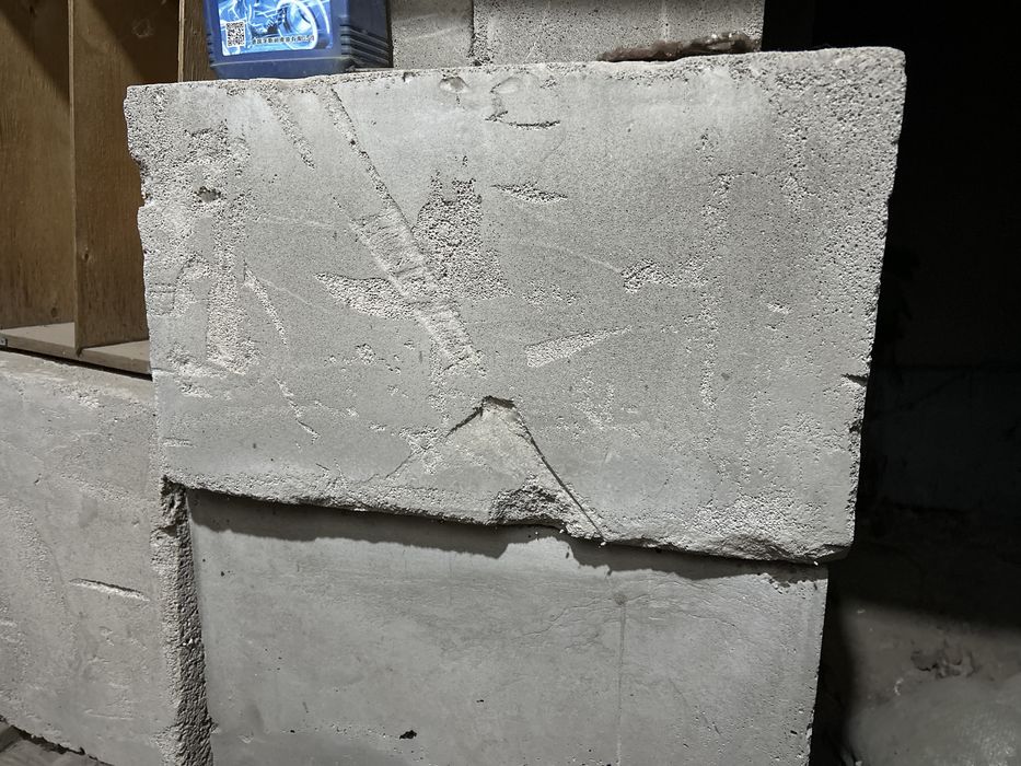 Продам кирпичь срочно