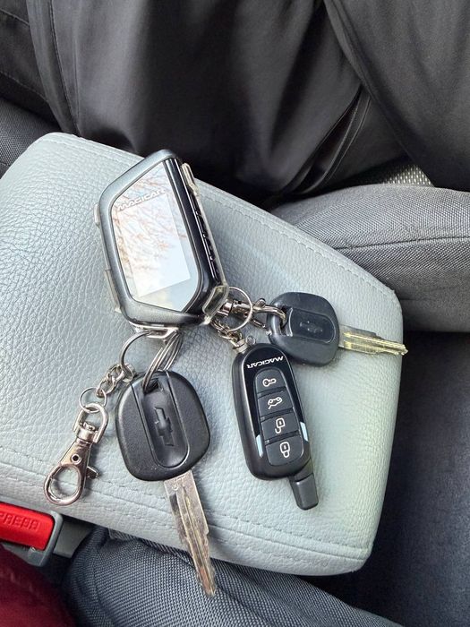 Gentra. Kraskasi toza. 2022-yil. + Lyuk. ABC.