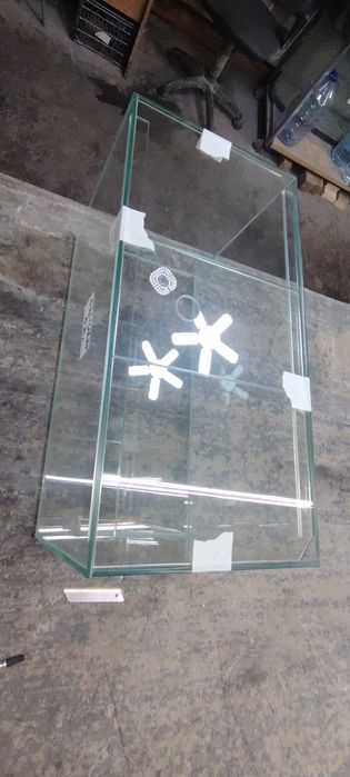 Продам аквариум новый