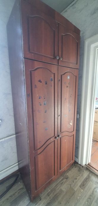 2 шкафа для вещей