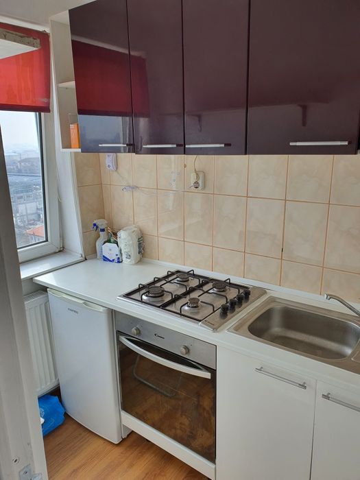 Garsoniera, brazda lui novac