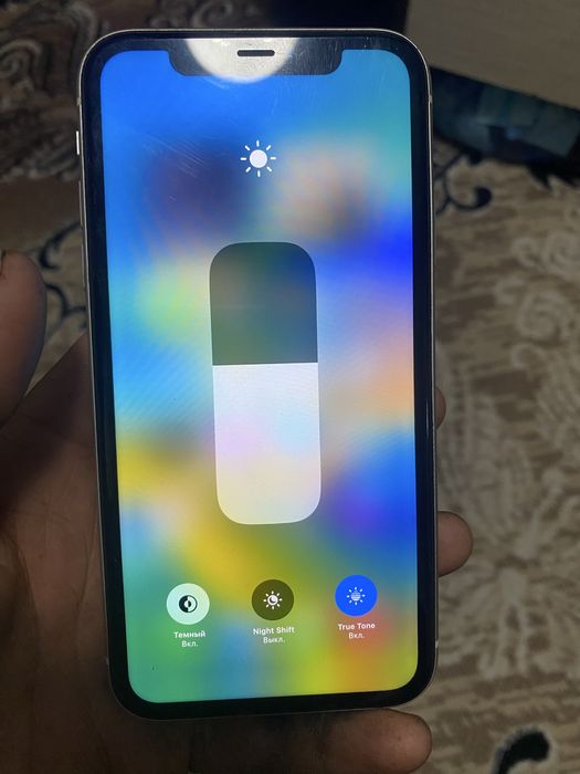 Айфон саталады 11
