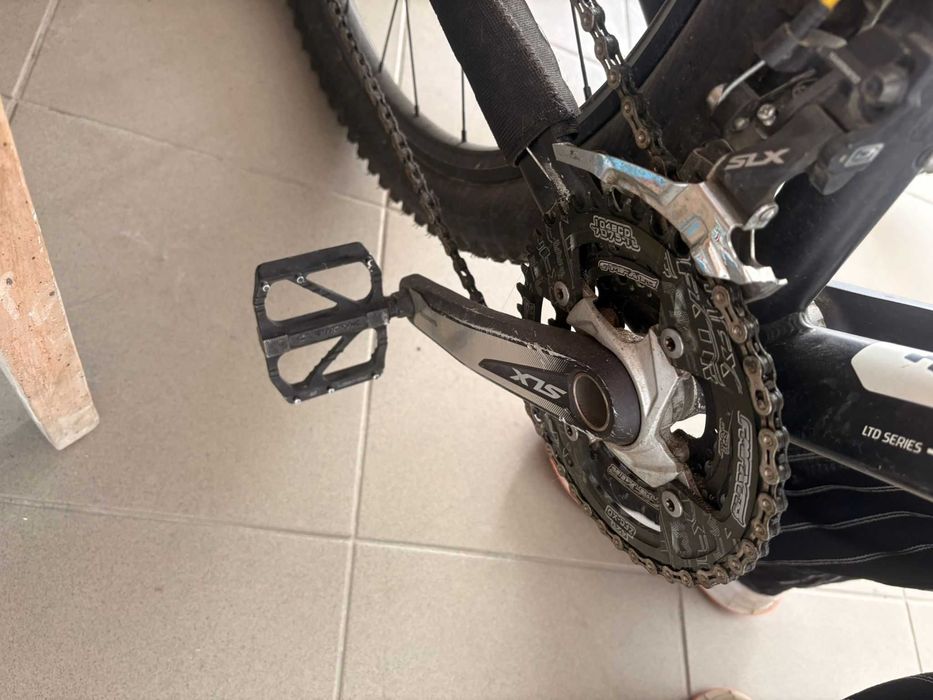 Bicicleta Cube adulti