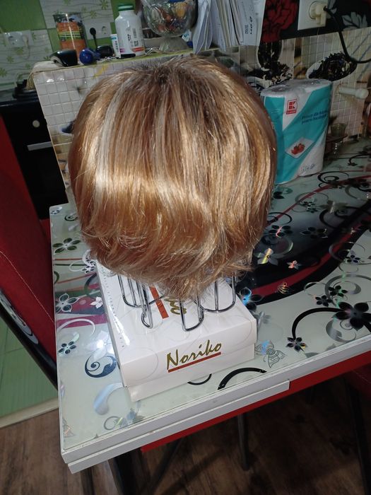 Vind urgent peruca NORIKO