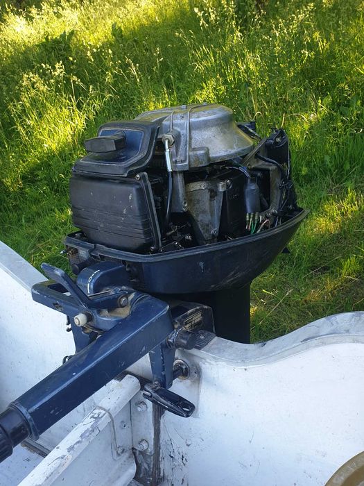 Barca aluminiu 4.2m,cu motor si peridoc imatriculat