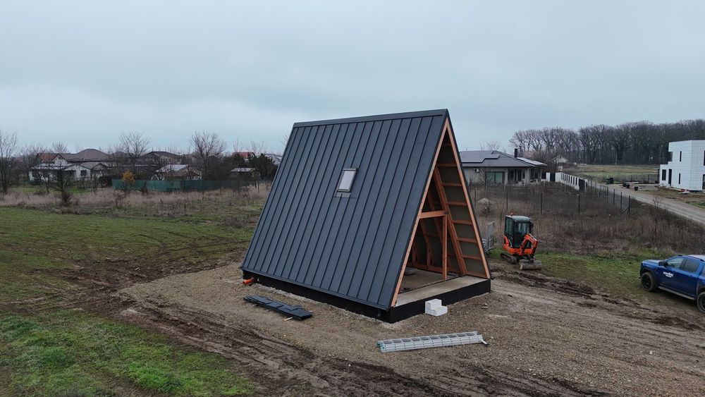 Construim Cabane A-Frame din lemn Certificat C24 si tehnologie MiTeck