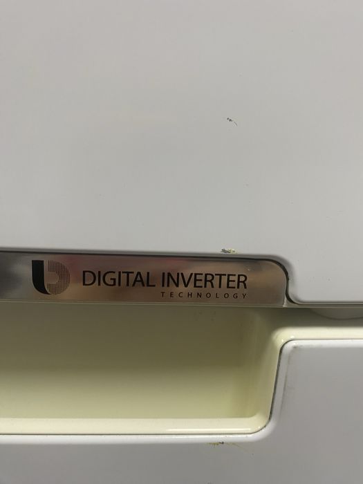 Хладилник с фризер SAMSUNG А++ No Frost